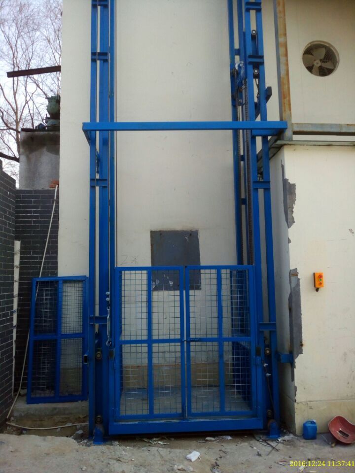 液压货梯如何安全使用